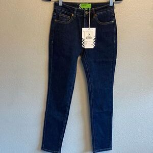 NWT Free People x Sandrine Rose-Midrise dark wash skinny jeans- Size 24 or US 00
